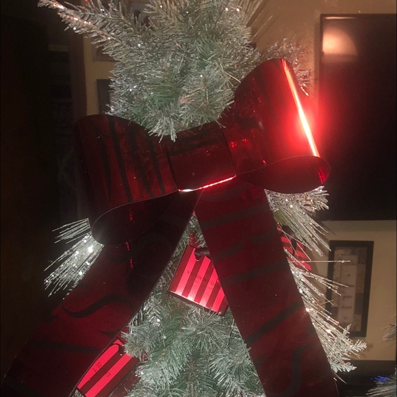 2019 Victory Secret Store Display Christmas Tree, - Picture 8 of 8